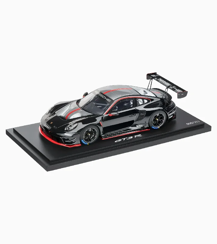 Porsche 911 GT3 R (992) 1:18 Scale Model Car