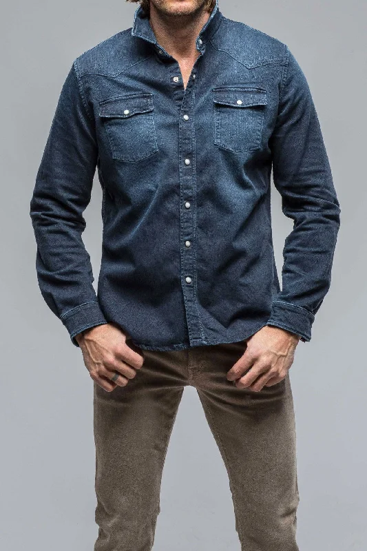 Ranger Colored Denim Snap Shirt In Blue Navy