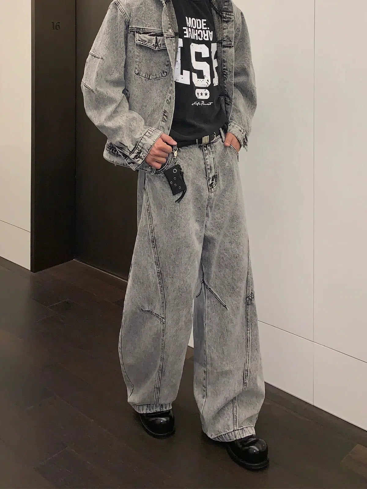 Deconstructed Loose Floor-length Jeans