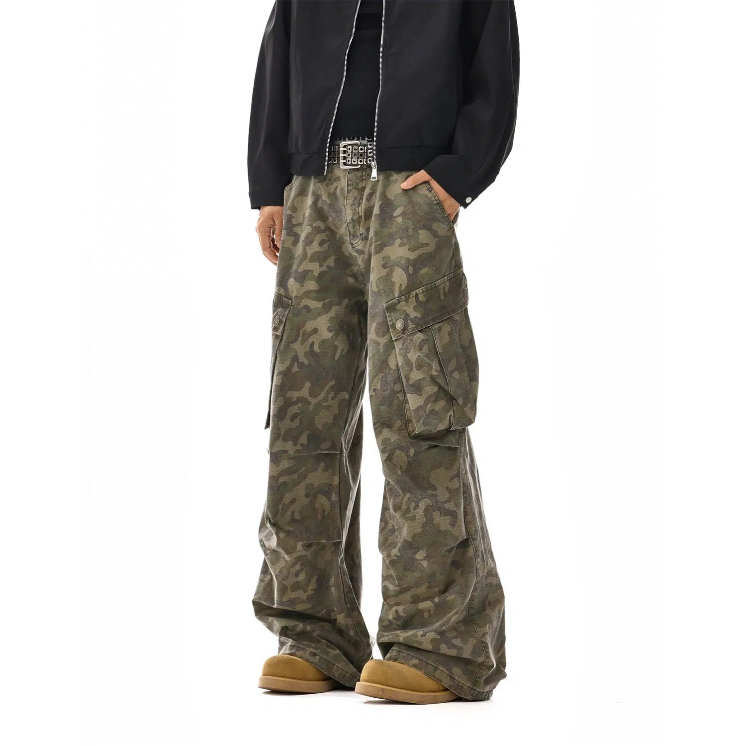 Multi-pocket Camo Cargo Pants