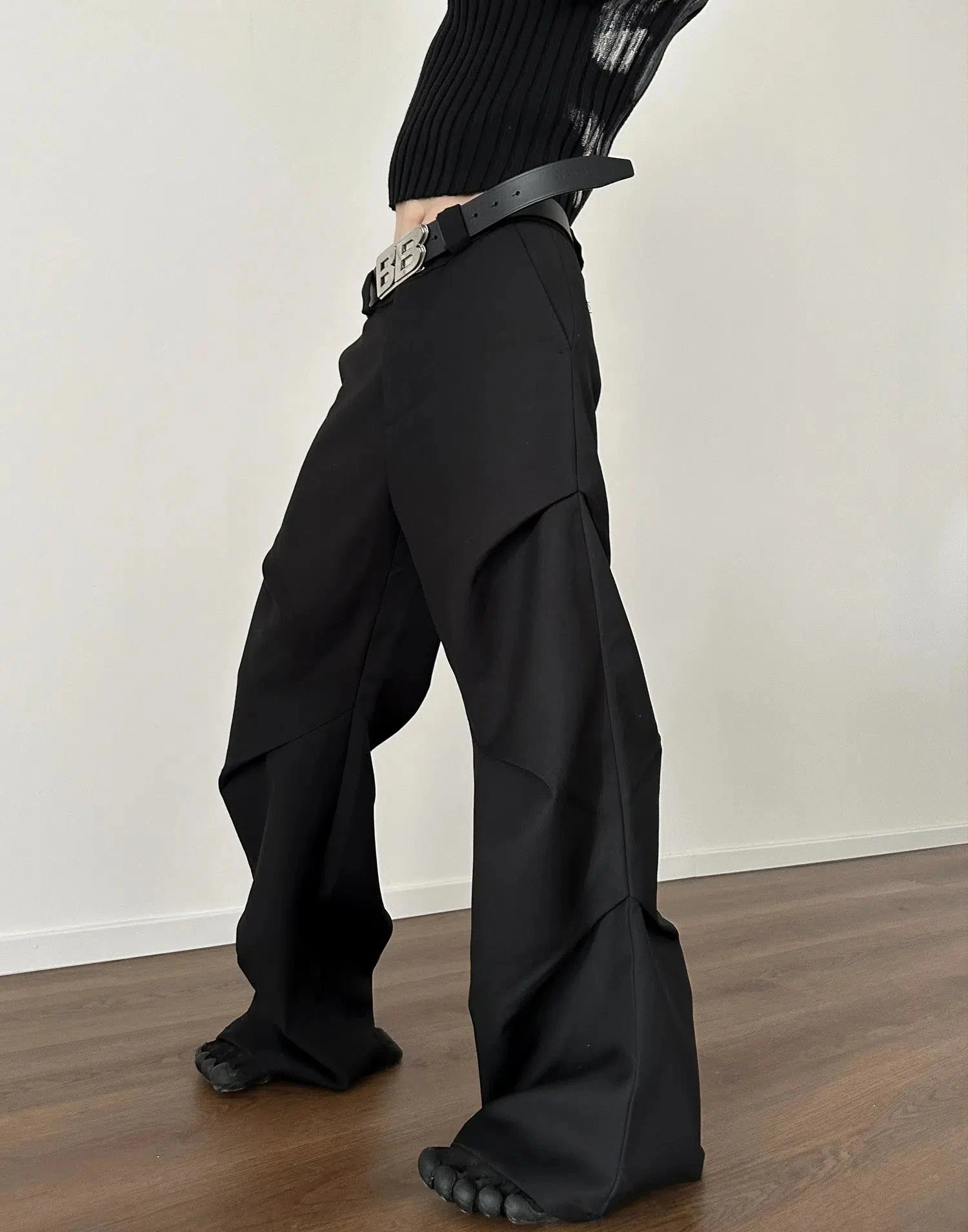 Pleated Wide-Leg Pants